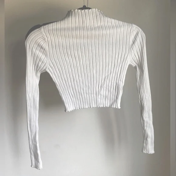Princess Polly Grand Gestures Ribbed Cropped Turtleneck Top White ( size XS-S ) - Picture 2 of 4